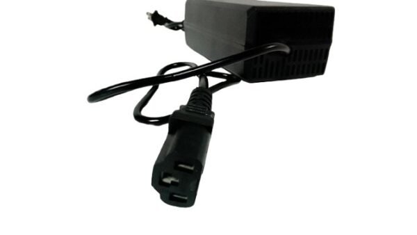 Cargador Batería Litio 13S 48V 3A